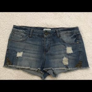 Forever 21 denim shorts size 27